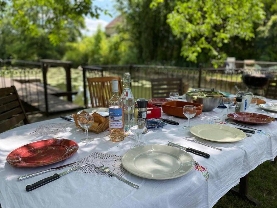 Magnifique Moulin Proche Chablis, Jacuzzi Et Riviere Βίλα Annay-sur-Serein Εξωτερικό φωτογραφία