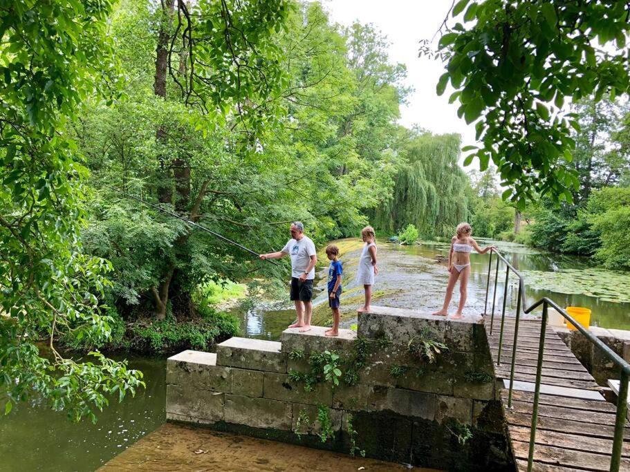 Magnifique Moulin Proche Chablis, Jacuzzi Et Riviere Βίλα Annay-sur-Serein Εξωτερικό φωτογραφία